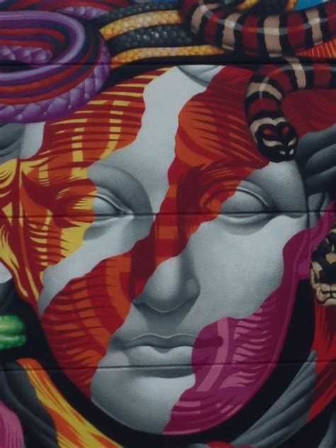 VERSACE — Tristan Eaton